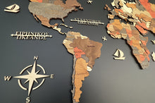 Φόρτωση εικόνας στο εργαλείο προβολής Συλλογής, Ξύλινος τρισδιάστατος παγκόσμιος χάρτης σε plexiglass - (203 x 130) / Με ονόματα