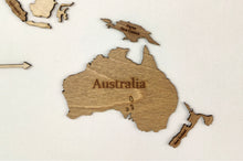 Φόρτωση εικόνας στο εργαλείο προβολής Συλλογής, Ξύλινος τρισδιάστατος παγκόσμιος χάρτης τοίχου - (115 x 65) / Με αγγλικά ονόματα