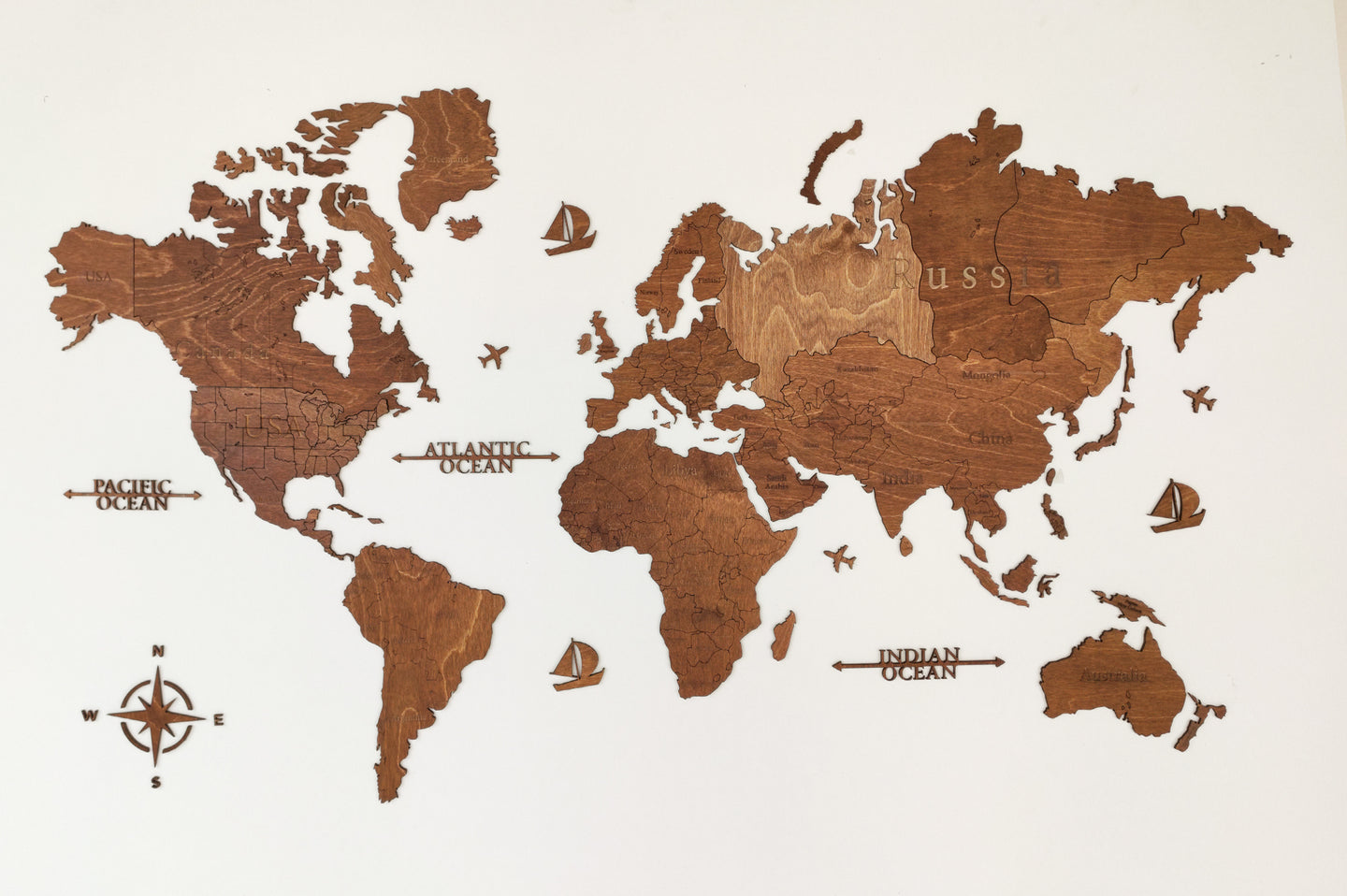 Ξύλινος παγκόσμιος χάρτης τοίχου ΚΑΣΤΑΝΙΑ - (115 x 65) / Με αγγλικά ονόματα