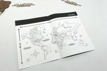 Φόρτωση εικόνας στο εργαλείο προβολής Συλλογής, Ξύλινος παγκόσμιος χάρτης τοίχου ΚΑΣΤΑΝΙΑ - (115 x 65) / Με αγγλικά ονόματα
