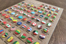 Φόρτωση εικόνας στο εργαλείο προβολής Συλλογής, Διακοσμητικές πινέζες με σημαίες χωρών
